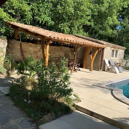 Mas Ancien Sans Vis-à-vis Avec Piscine Chauffé Dans Les Collines * Les Pilles